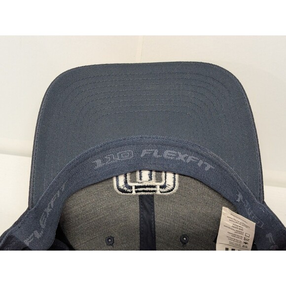 Travis Matthew Golf Hat / Cap Snapback Flexfit 110 Embroidered Yupoong - Picture 9 of 10